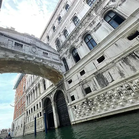 Ca' Ai Sospiri Lejlighed Venedig