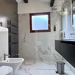 Ca' Ai Sospiri شقة *