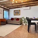 Ca' Ai Sospiri Venedig